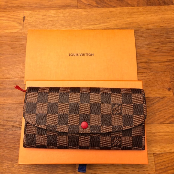 Louis Vuitton Handbags - Louis Vuitton Emilie Damier Wallet